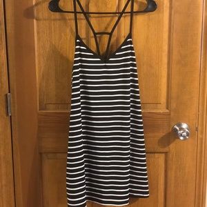 ONLY 7 DAYS UNTIL I DONATE-MAKE OFFER! Dress